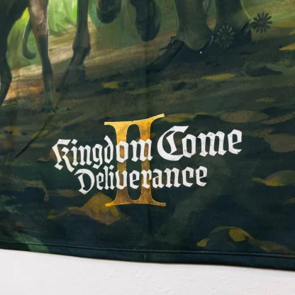 Wandteppich Kingdom Come: Deliverance II - Heinrich und Köter im Wald (Bild auf Textil) – Bild 4