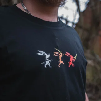 T-Shirt Kingdom Come: Deliverance II - Das actionreiche Trio der Hasen